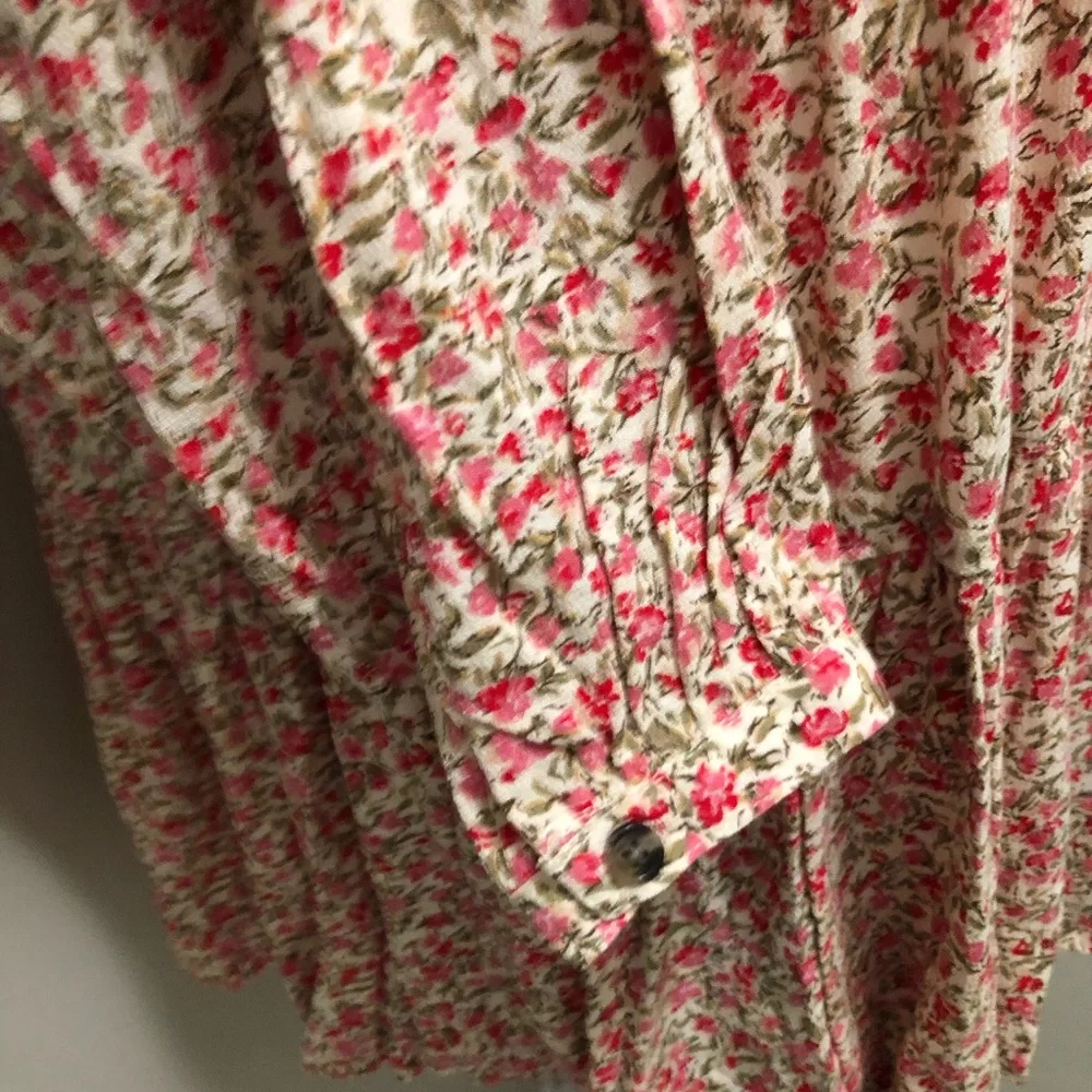 American Eagle 🦅Top - Picture 5 of 7